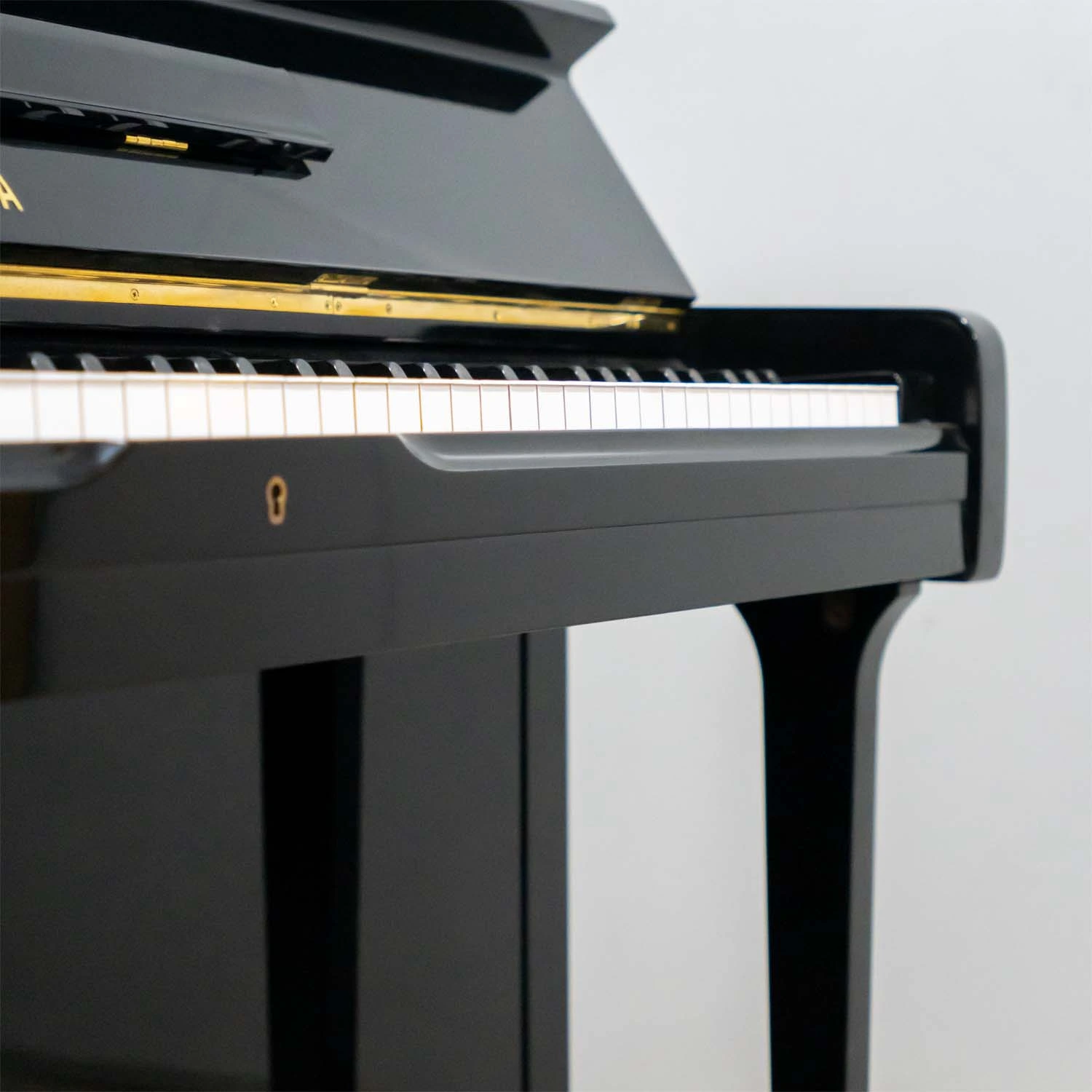 mua đàn yamaha u1g chính hãng
