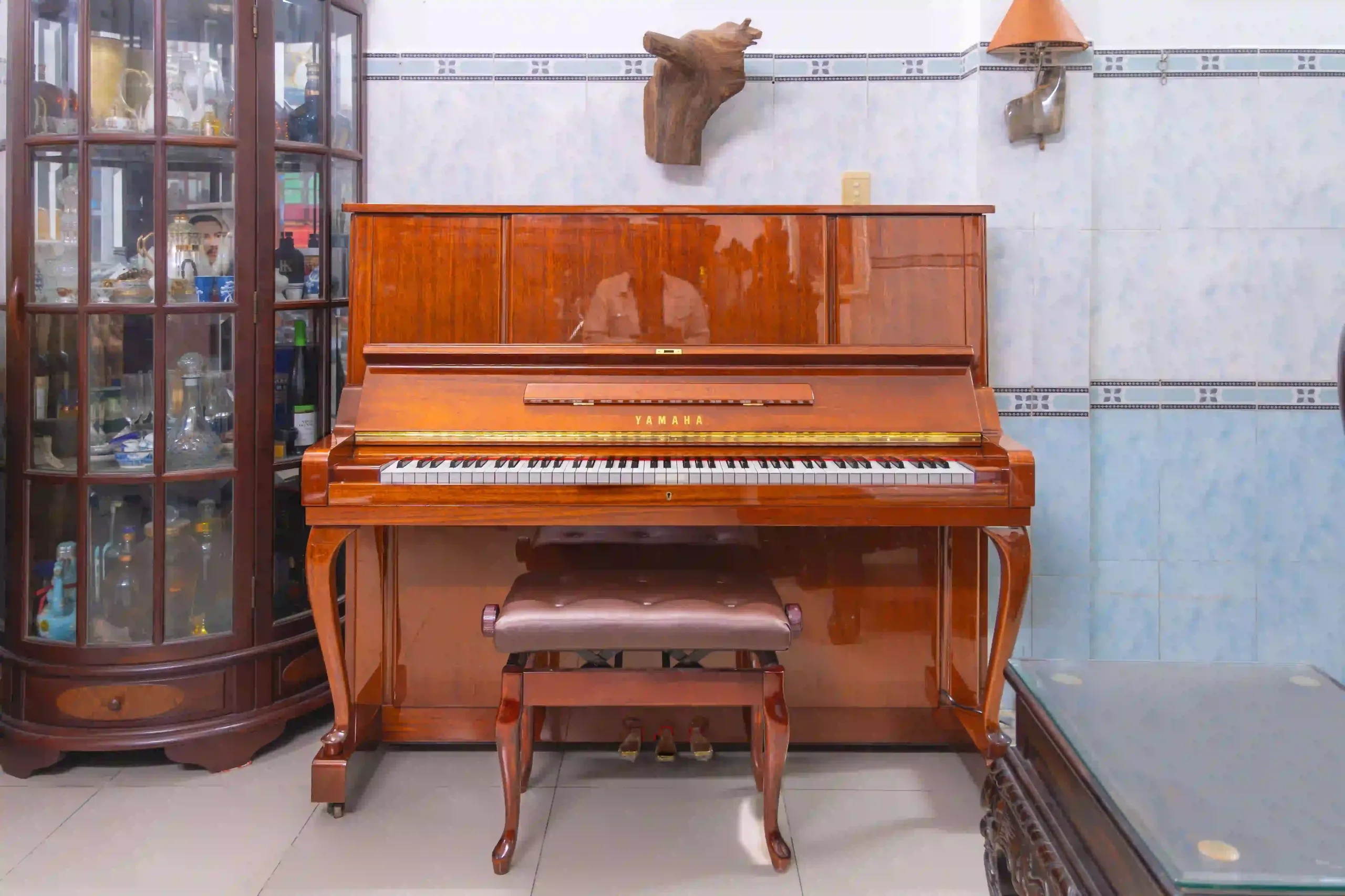 Bàn giao Yamaha W106 Mahogany tại Gò Vấp
