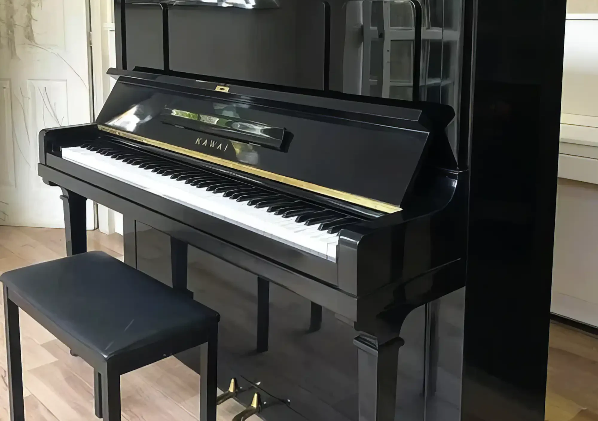 cận cảnh đàn kawai k50