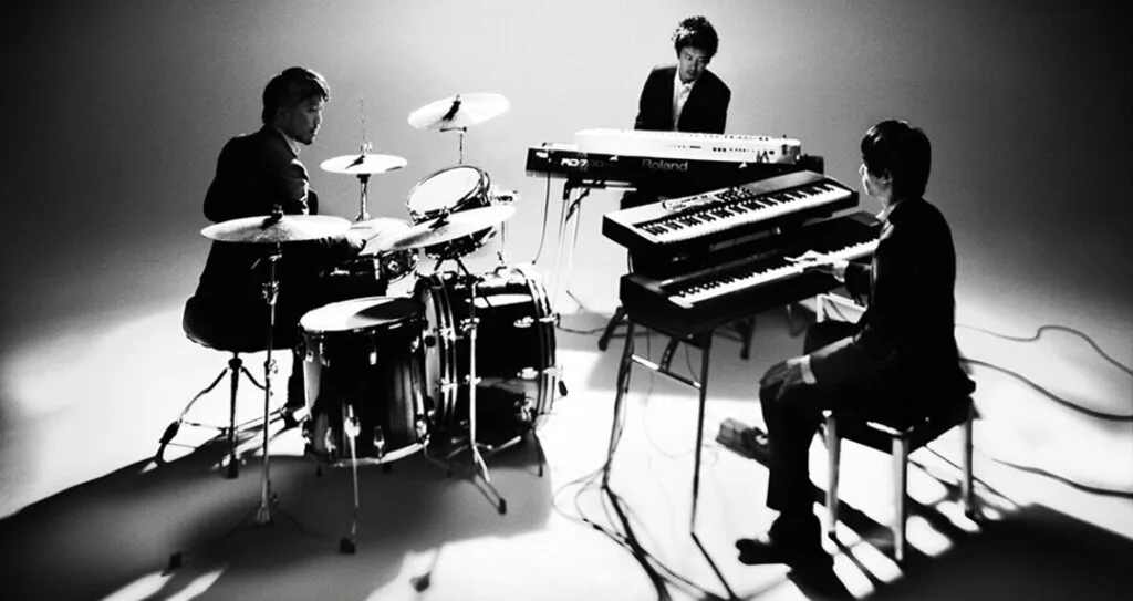 Các Loại Nhạc Cụ Không Thể Thiếu Trong Một Ban Nhạc 2