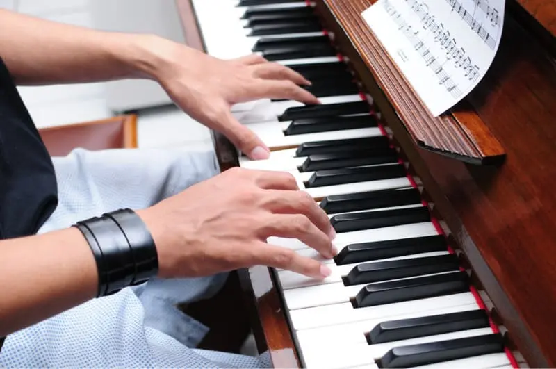 Những Câu Hỏi Thường Gặp Khi Mua Đàn Piano Và Giải Đáp Chi Tiết 4