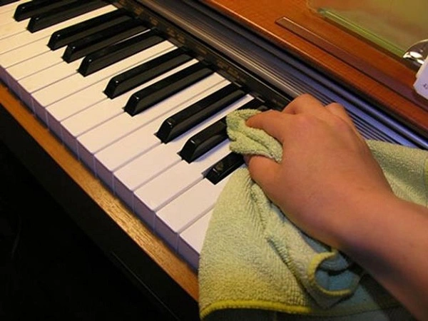 Phím Đàn Piano Bị Ố Vàng 1