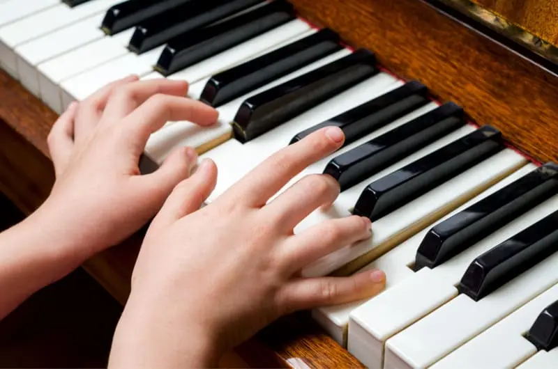 Top 5 Bản Nhạc Piano Đơn Giản Cho Bé Mới Bắt Đầu 1